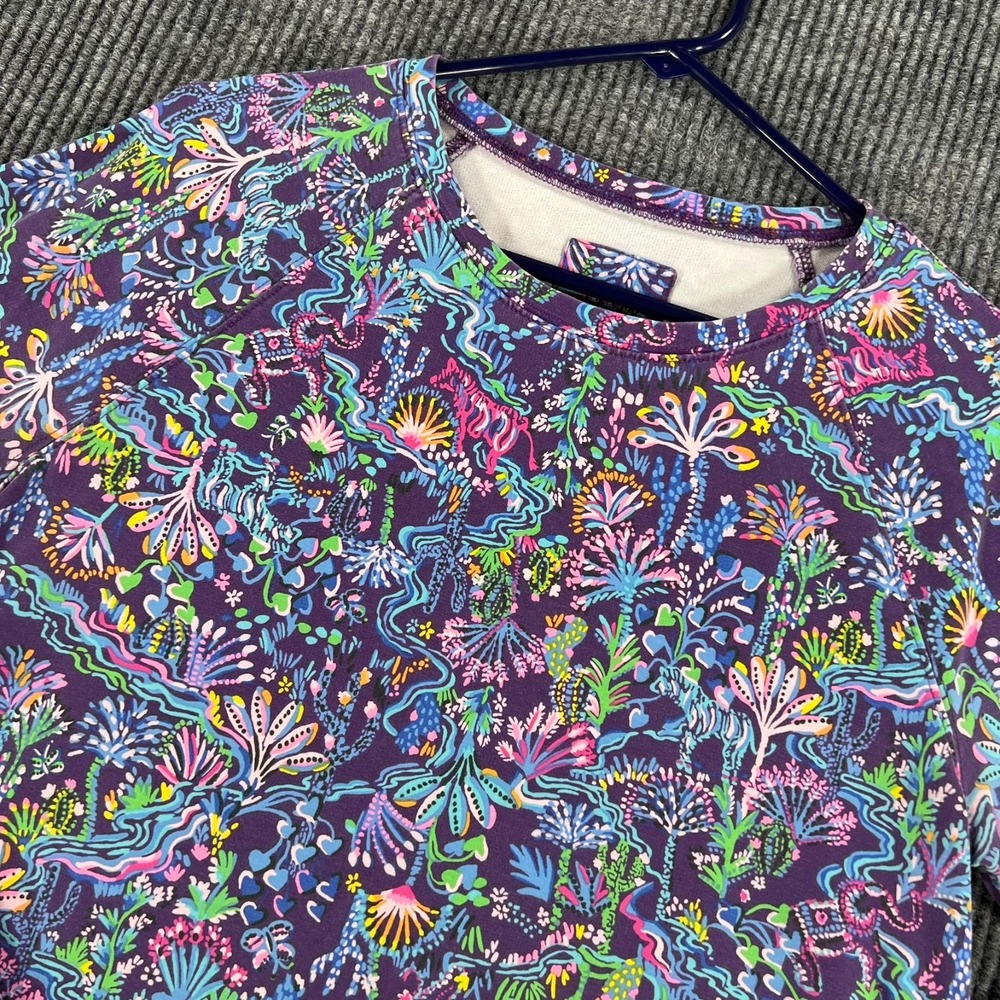 Lilly Pulitzer Luxletic Shirt Top Womens Medium Blue Geometric Long Sleeve Crew